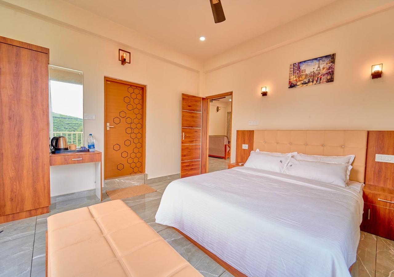 Glen Castle Vagamon Pool Resort By Voye Homes Екстер'єр фото