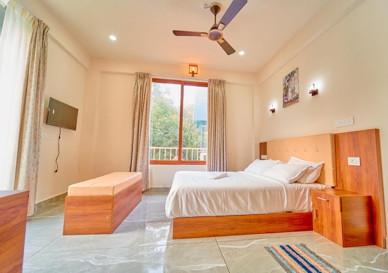 Glen Castle Vagamon Pool Resort By Voye Homes Екстер'єр фото