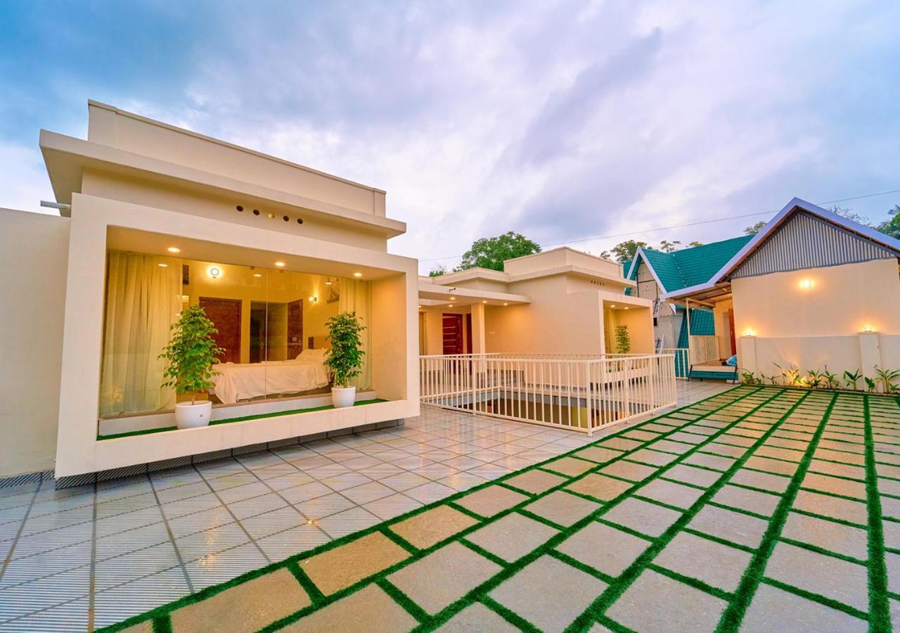 Glen Castle Vagamon Pool Resort By Voye Homes Екстер'єр фото