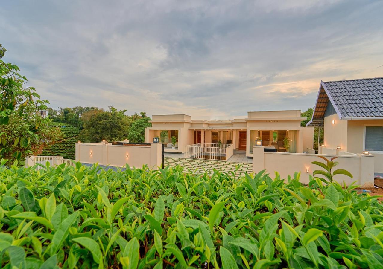 Glen Castle Vagamon Pool Resort By Voye Homes Екстер'єр фото